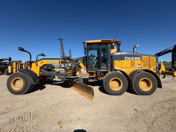 2019 John Deere 772G