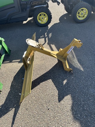 Used -- Tarter 6 foot Grader Blade Compact Utility Tractor Attachments at Horizon Ag & Turf in Lloydminster, AB - Photo2