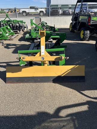 Used -- Tarter 6 foot Grader Blade Compact Utility Tractor Attachments at Horizon Ag & Turf in Lloydminster, AB - Photo3