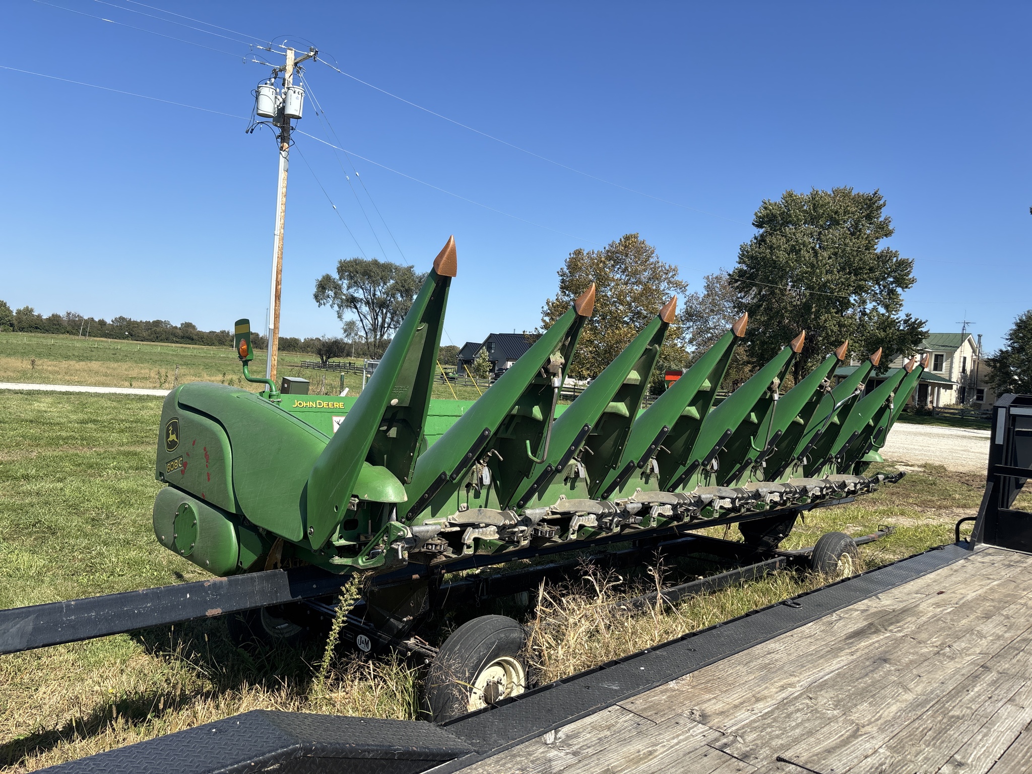 Used 2009 John Deere 608C Corn and Row Crop headers at Koenig Equipment in Anna, OH - PhotoXL1