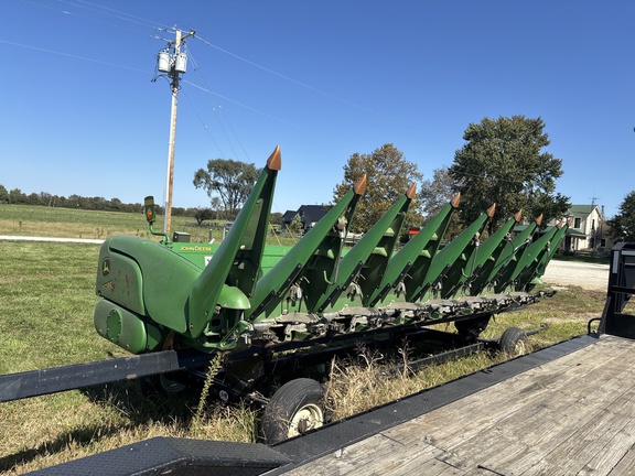 Used 2009 John Deere 608C Corn and Row Crop headers at Koenig Equipment in Anna, OH - Photo1