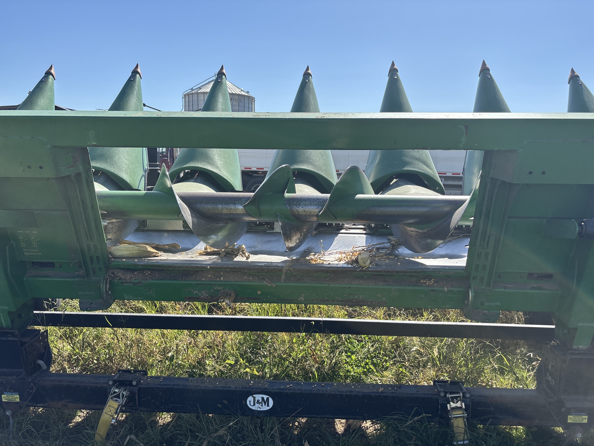 Used 2009 John Deere 608C Corn and Row Crop headers at Koenig Equipment in Anna, OH - PhotoXL12