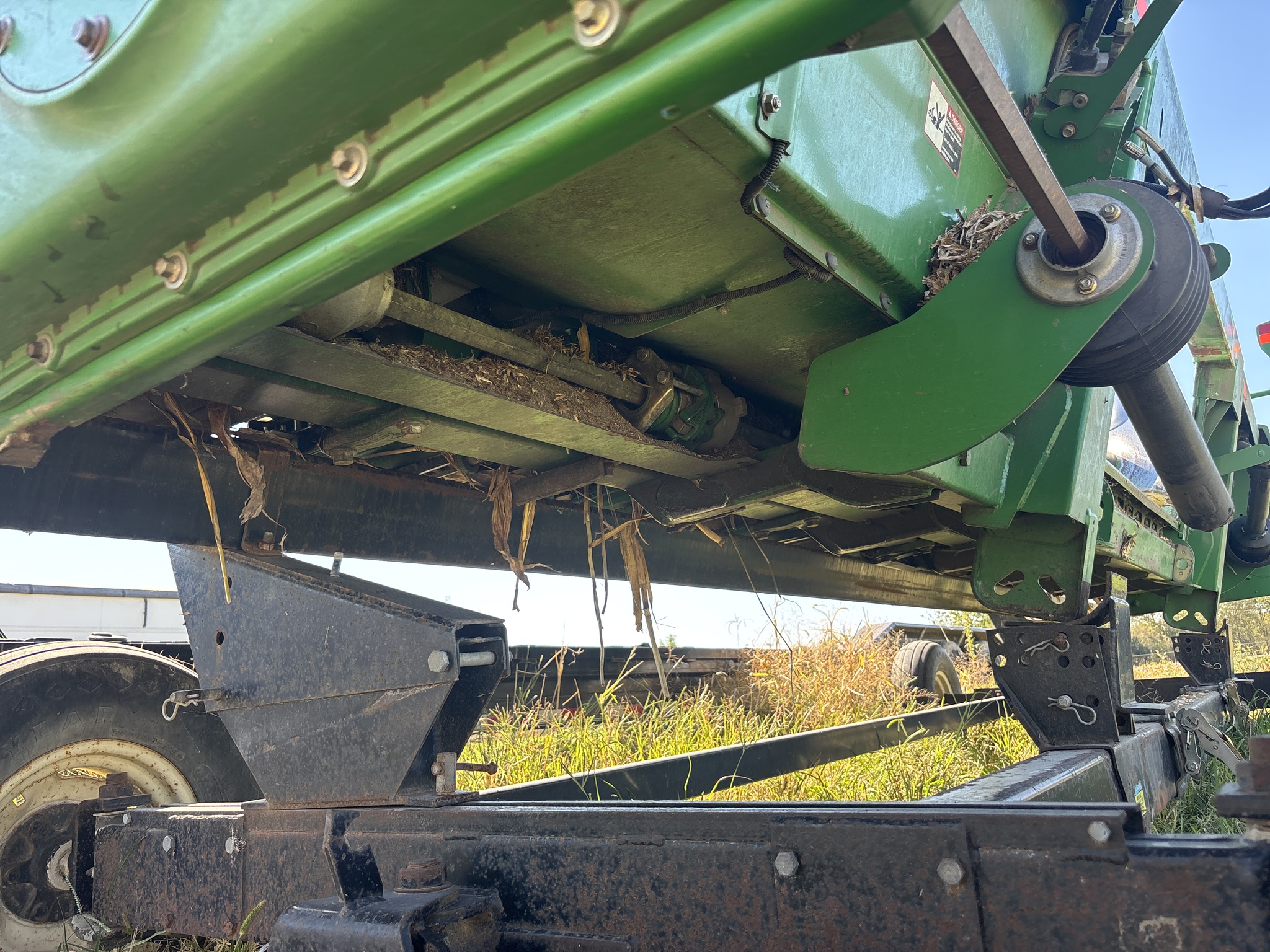 Used 2009 John Deere 608C Corn and Row Crop headers at Koenig Equipment in Anna, OH - PhotoXL14