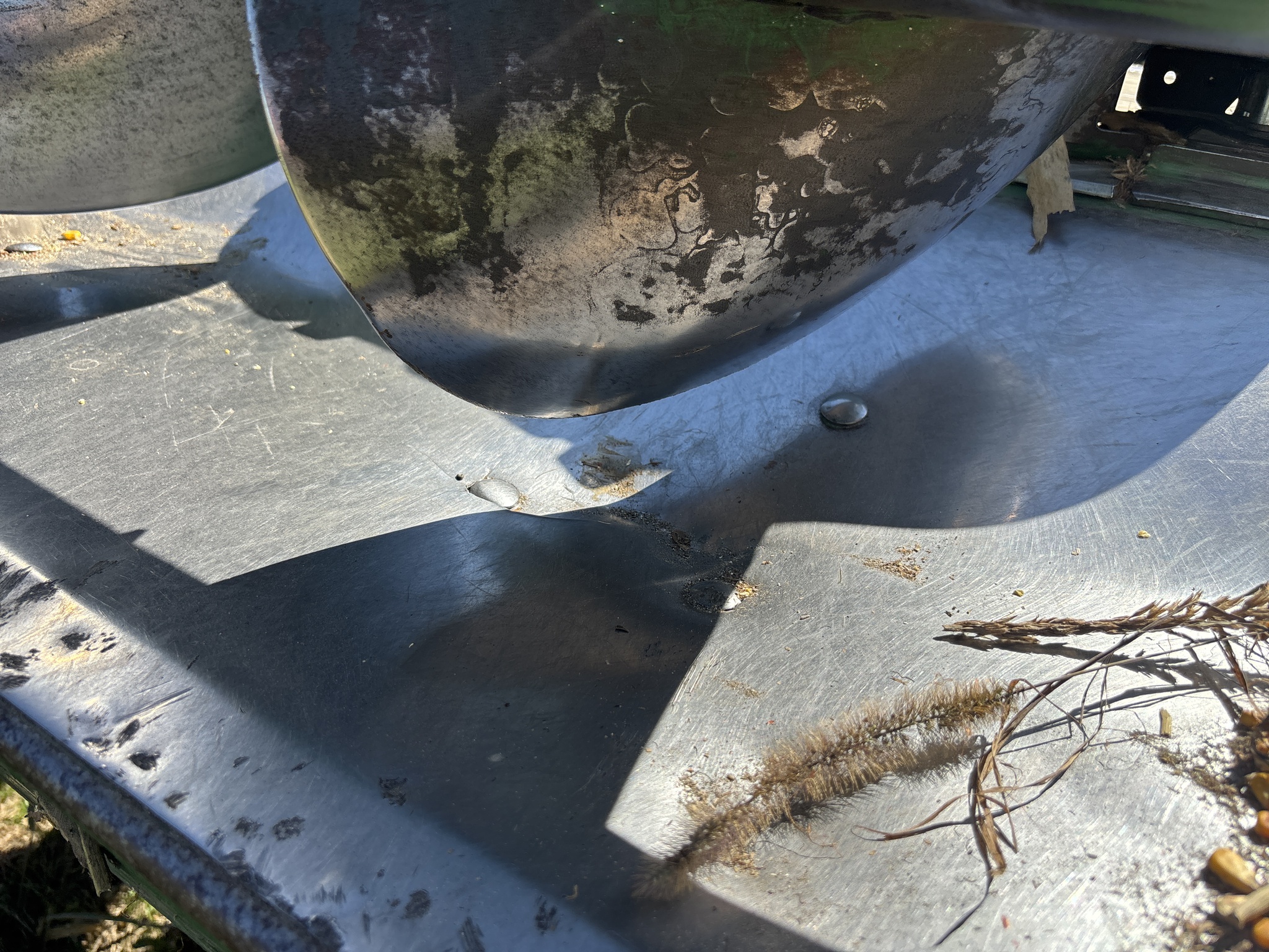 Used 2009 John Deere 608C Corn and Row Crop headers at Koenig Equipment in Anna, OH - PhotoXL18