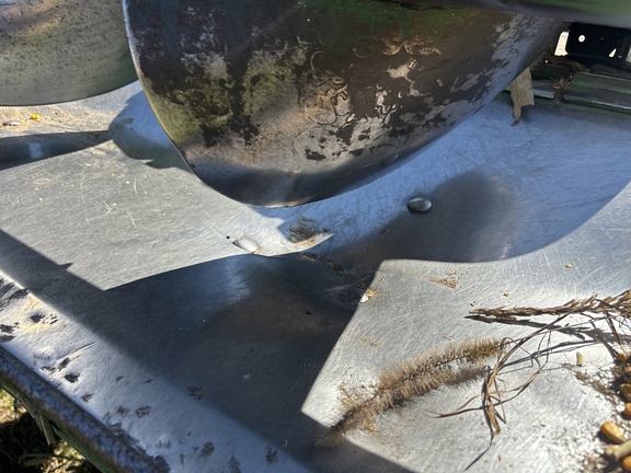 Used 2009 John Deere 608C Corn and Row Crop headers at Koenig Equipment in Anna, OH - Photo18