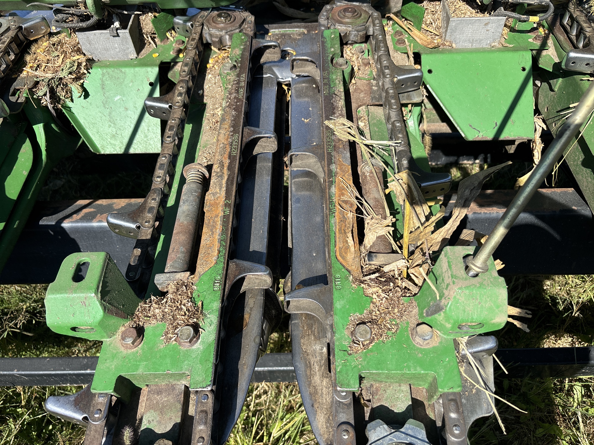 Used 2009 John Deere 608C Corn and Row Crop headers at Koenig Equipment in Anna, OH - PhotoXL22