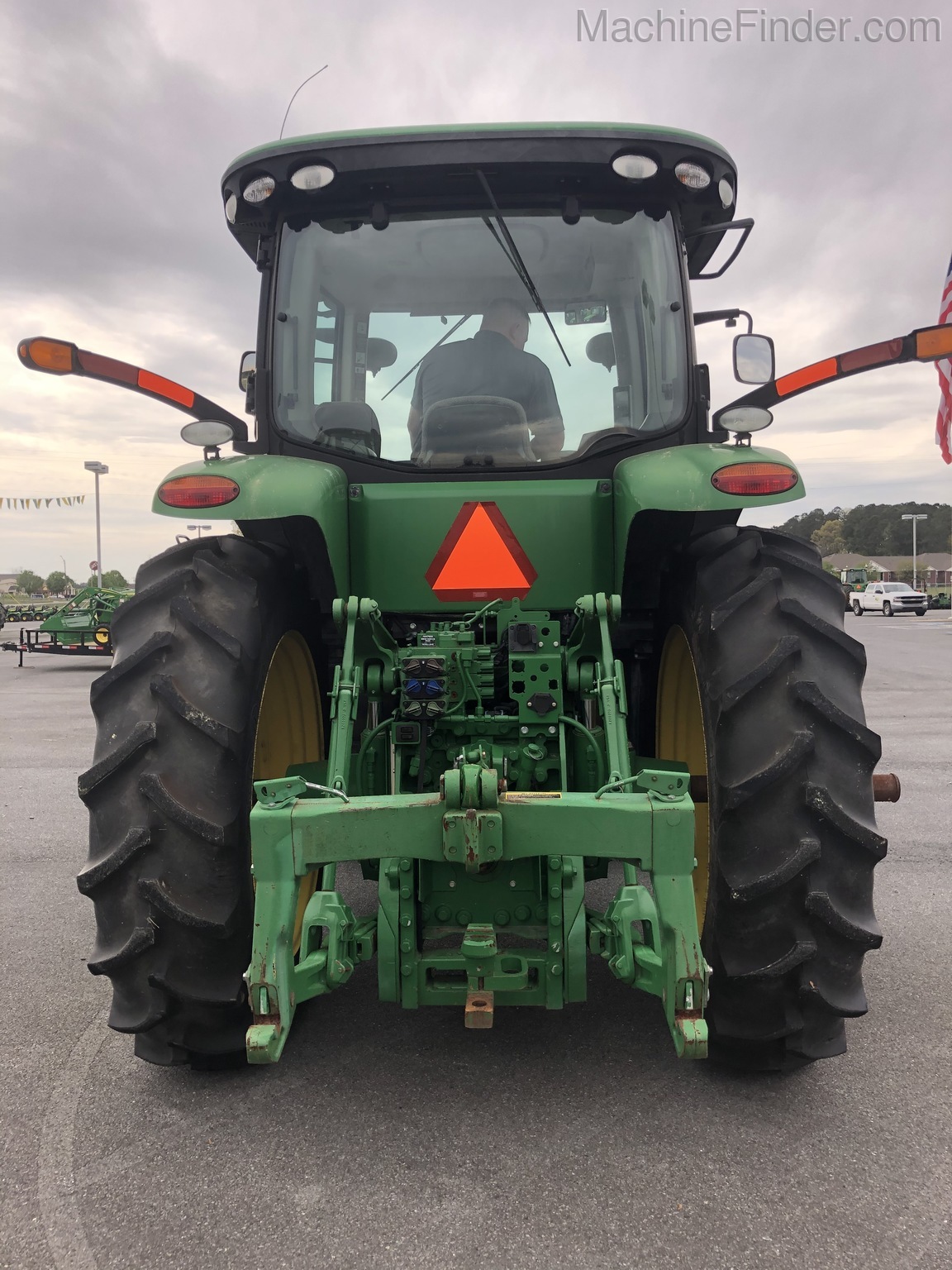 2014 John Deere 7210R Image 6