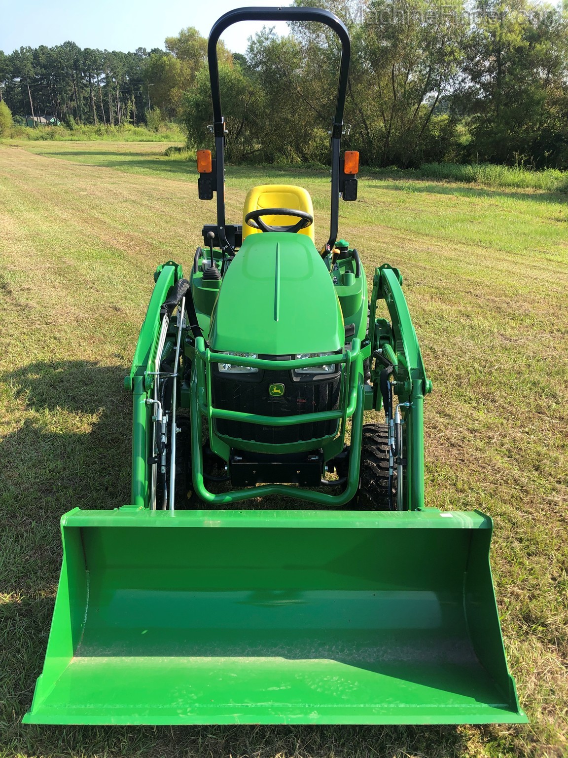 2020 John Deere 1023E Image 3