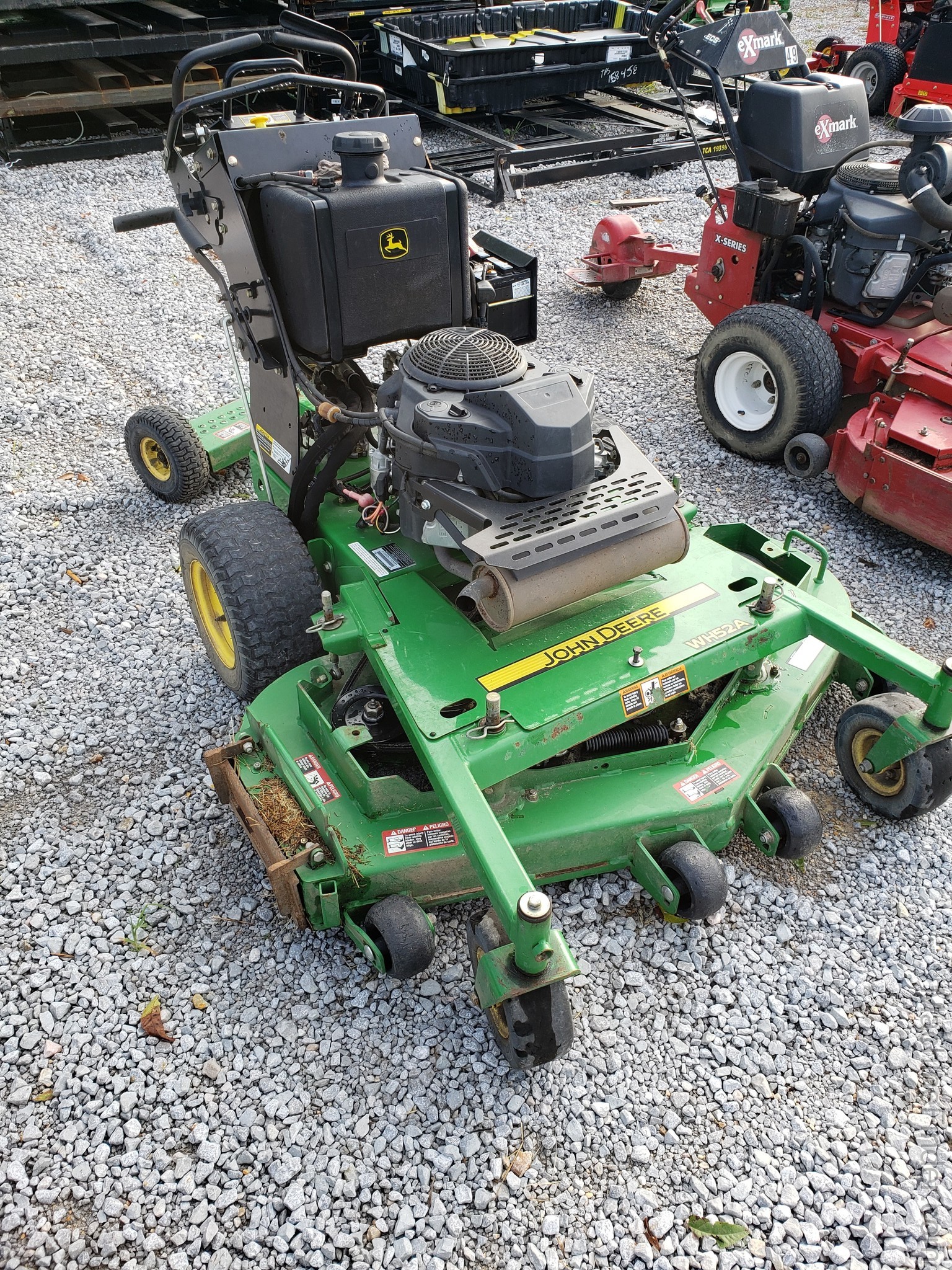 2016 John Deere W52HL Image 2