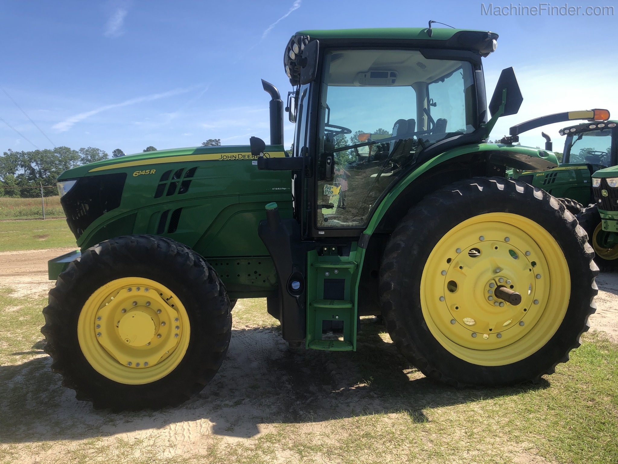 2016 John Deere 6145R Image 1