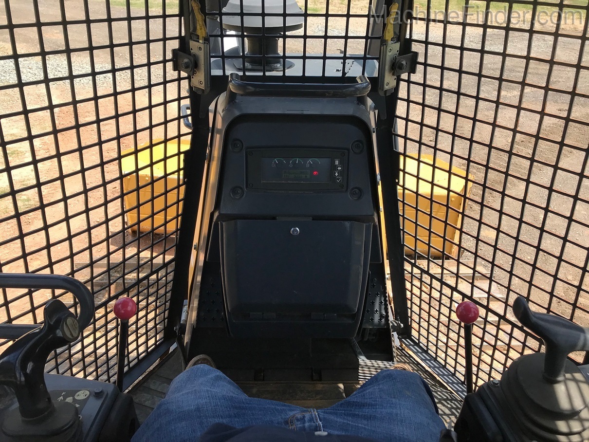 2015 John Deere 550K Image 11