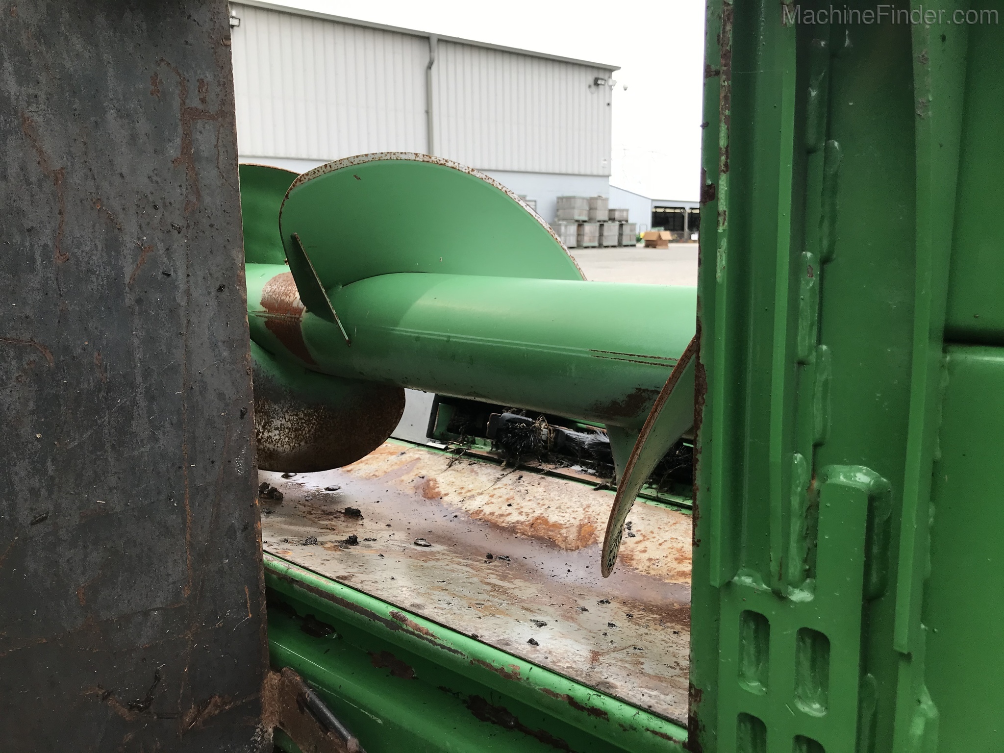 2011 John Deere 606C Image 10