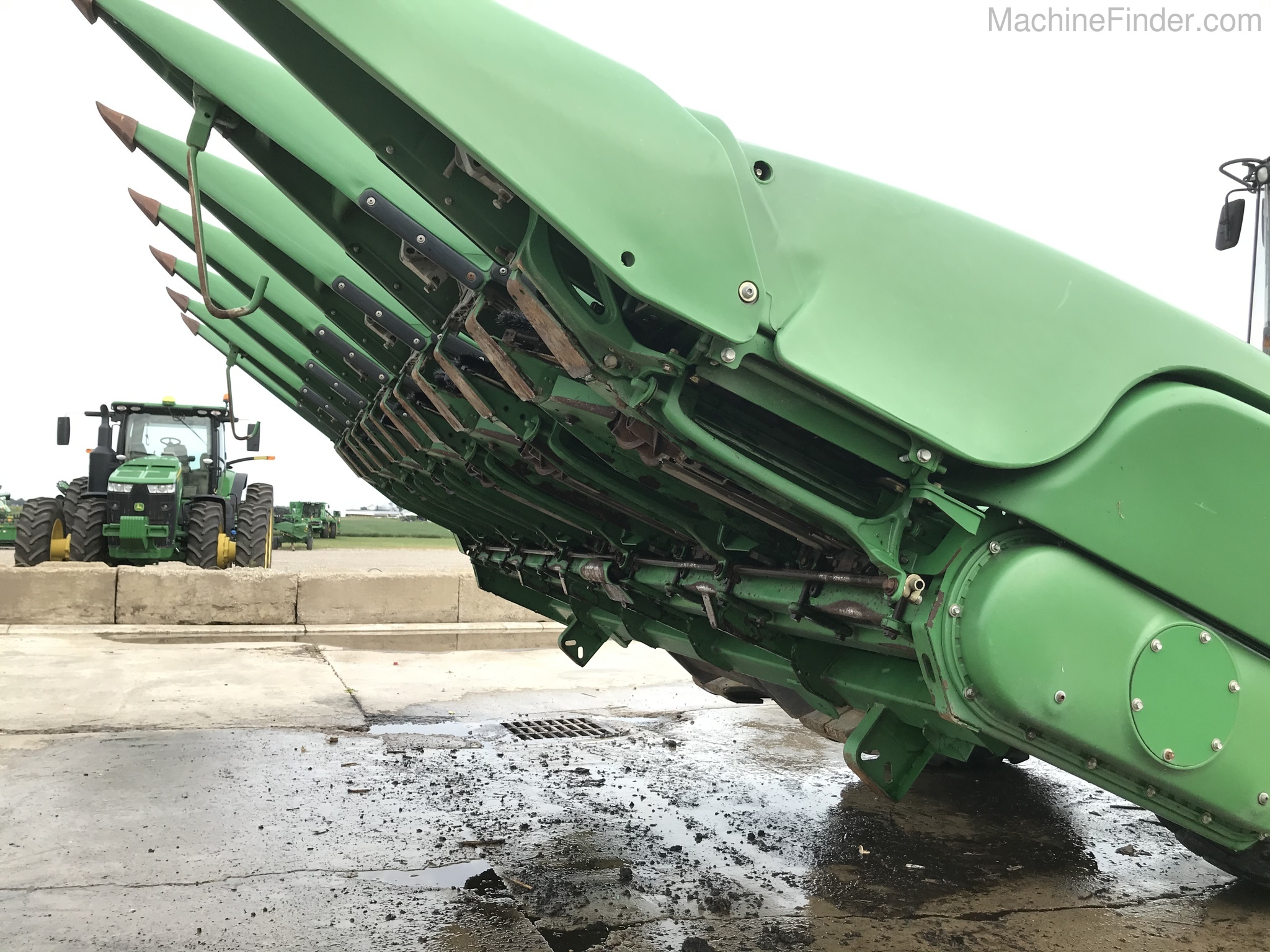 2011 John Deere 606C Image 14