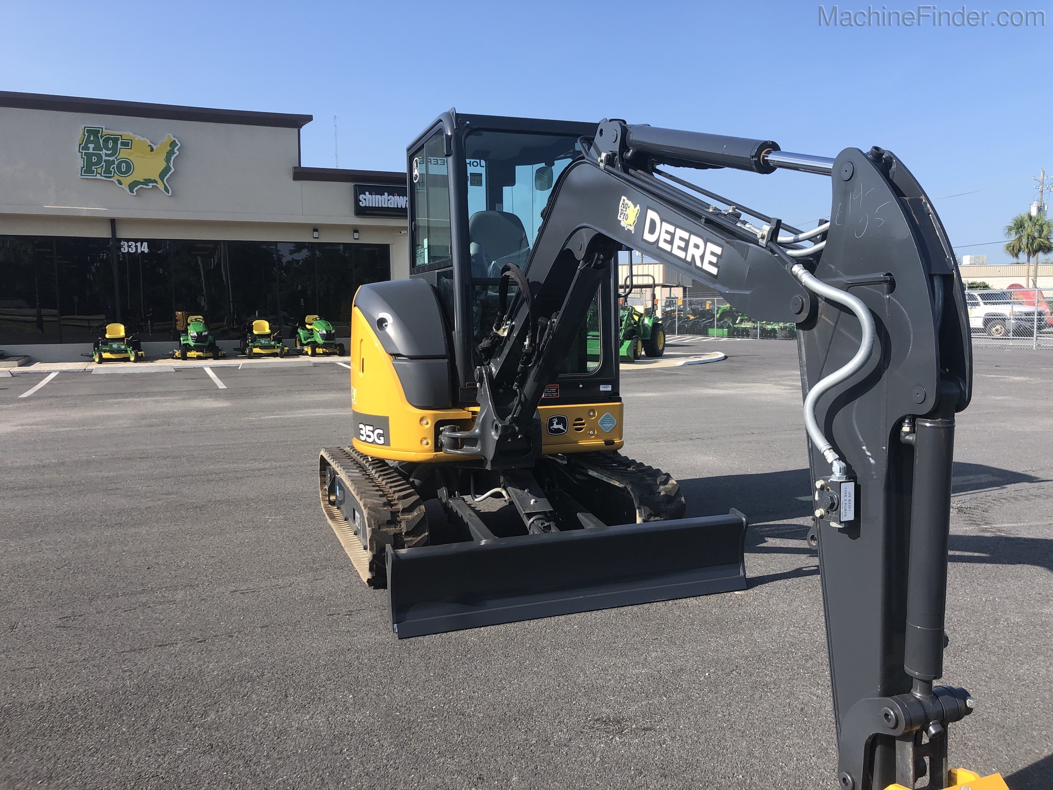 2020 John Deere 35G Image 3