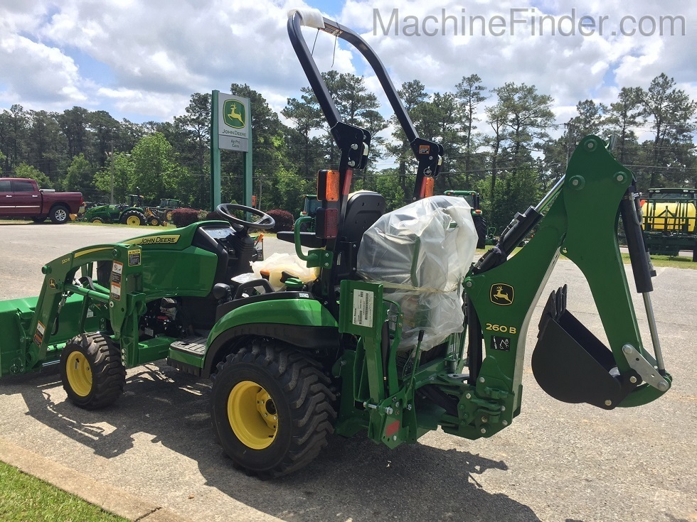 2020 John Deere 1025R Image 4
