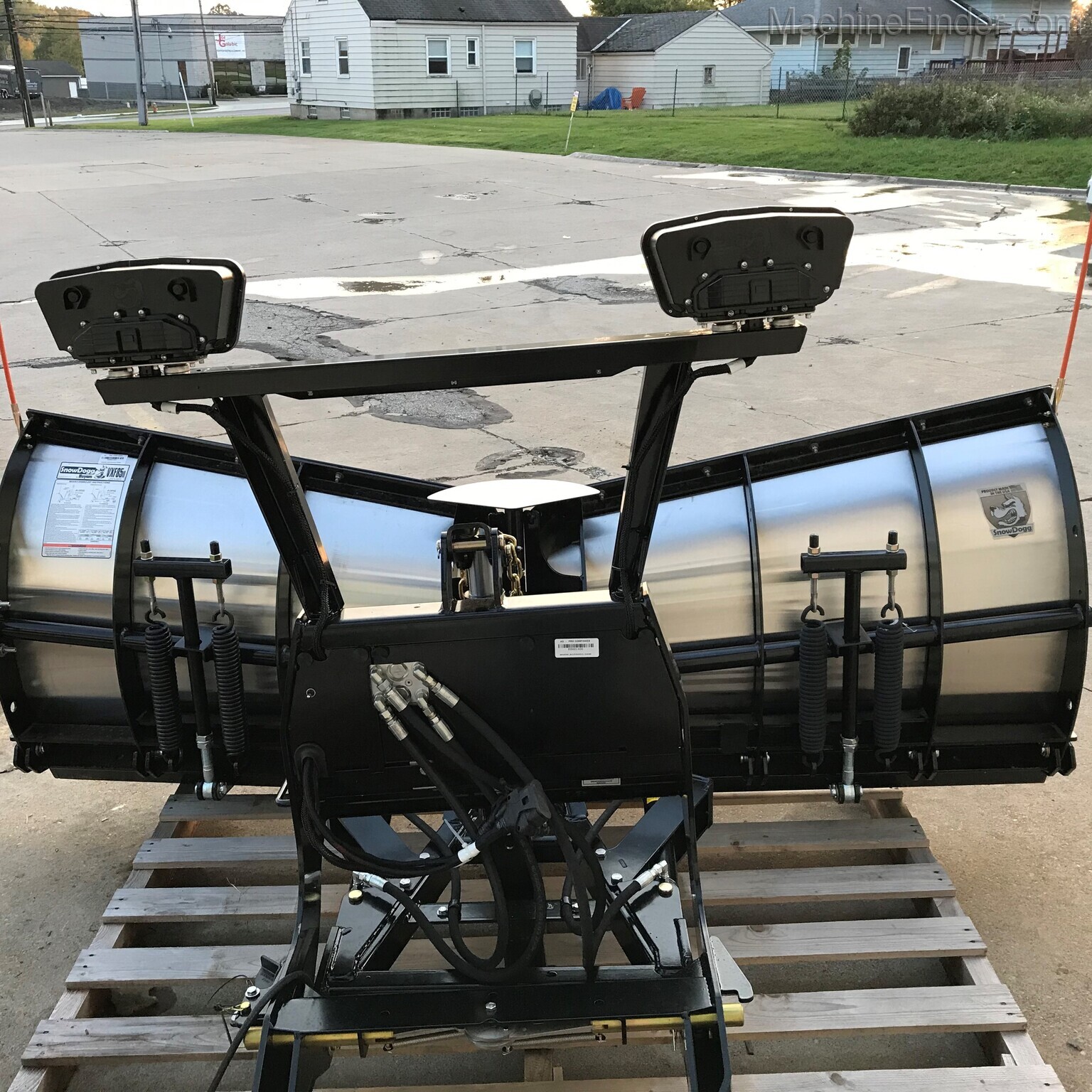 2020 Buyers VFXII85 Image 3