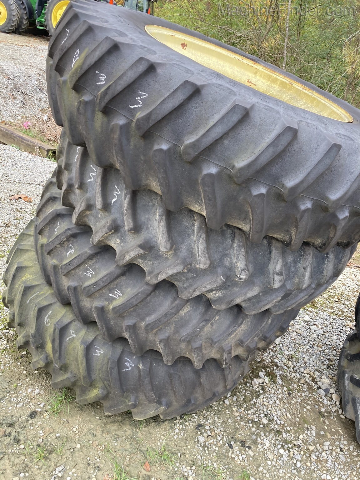 Other 18.4/42 Radial Image 1