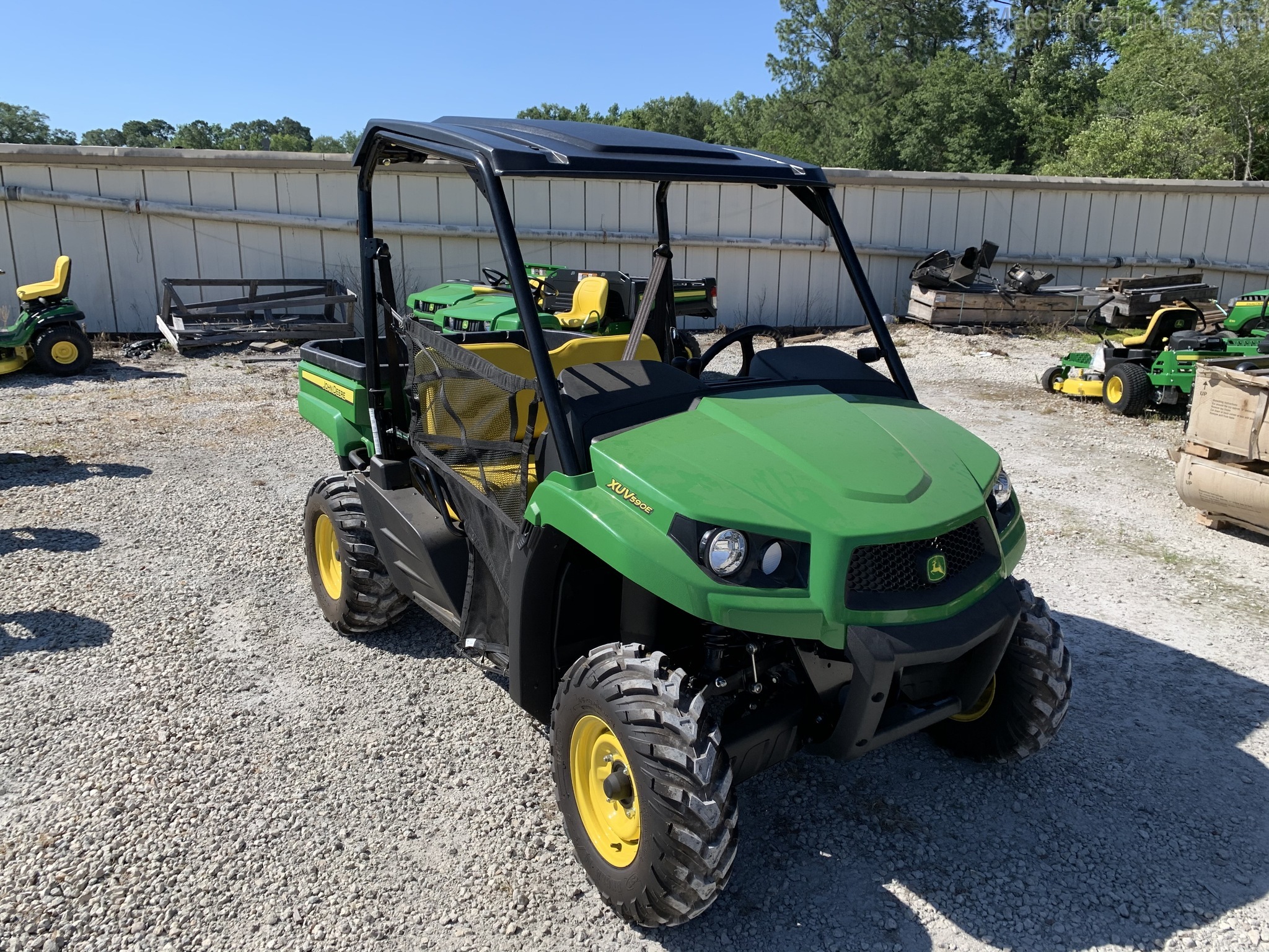 2021 John Deere 590E Image 1