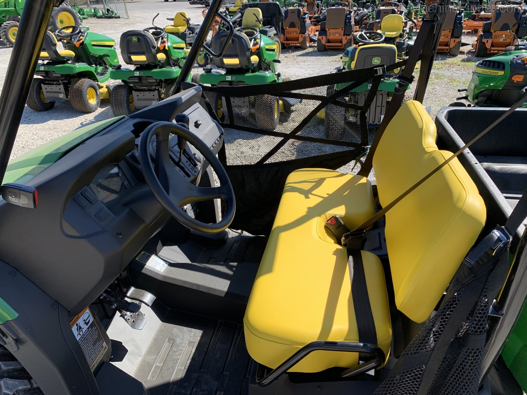 2021 John Deere 590E Image 5