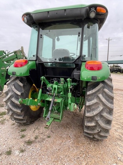 2016 John Deere 5055E Image 4