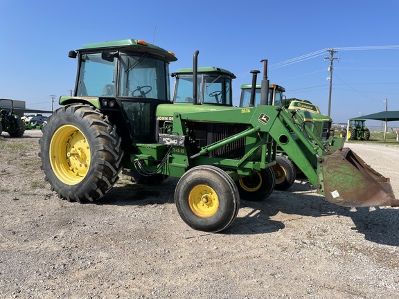 John Deere 3055 Image 1