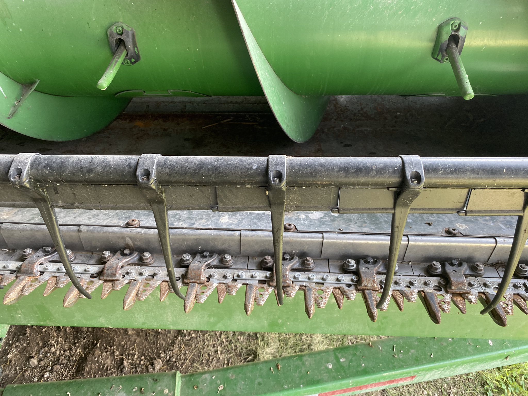 2009 John Deere 635F Image 38