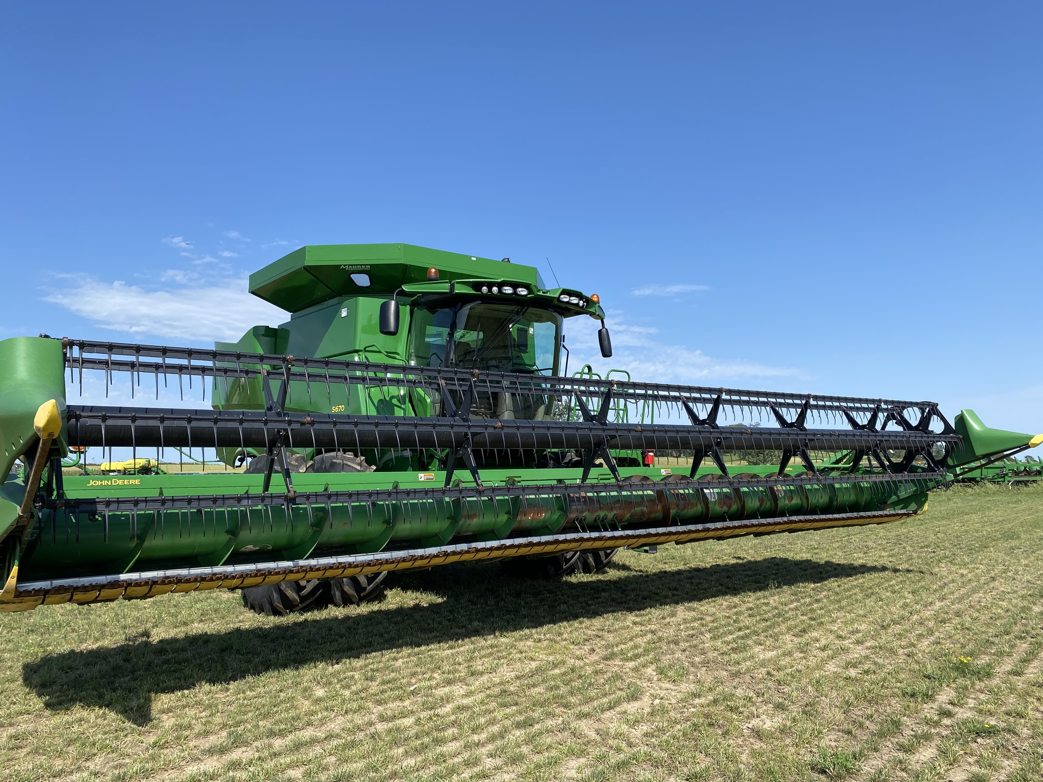 2009 John Deere 635F Image 4