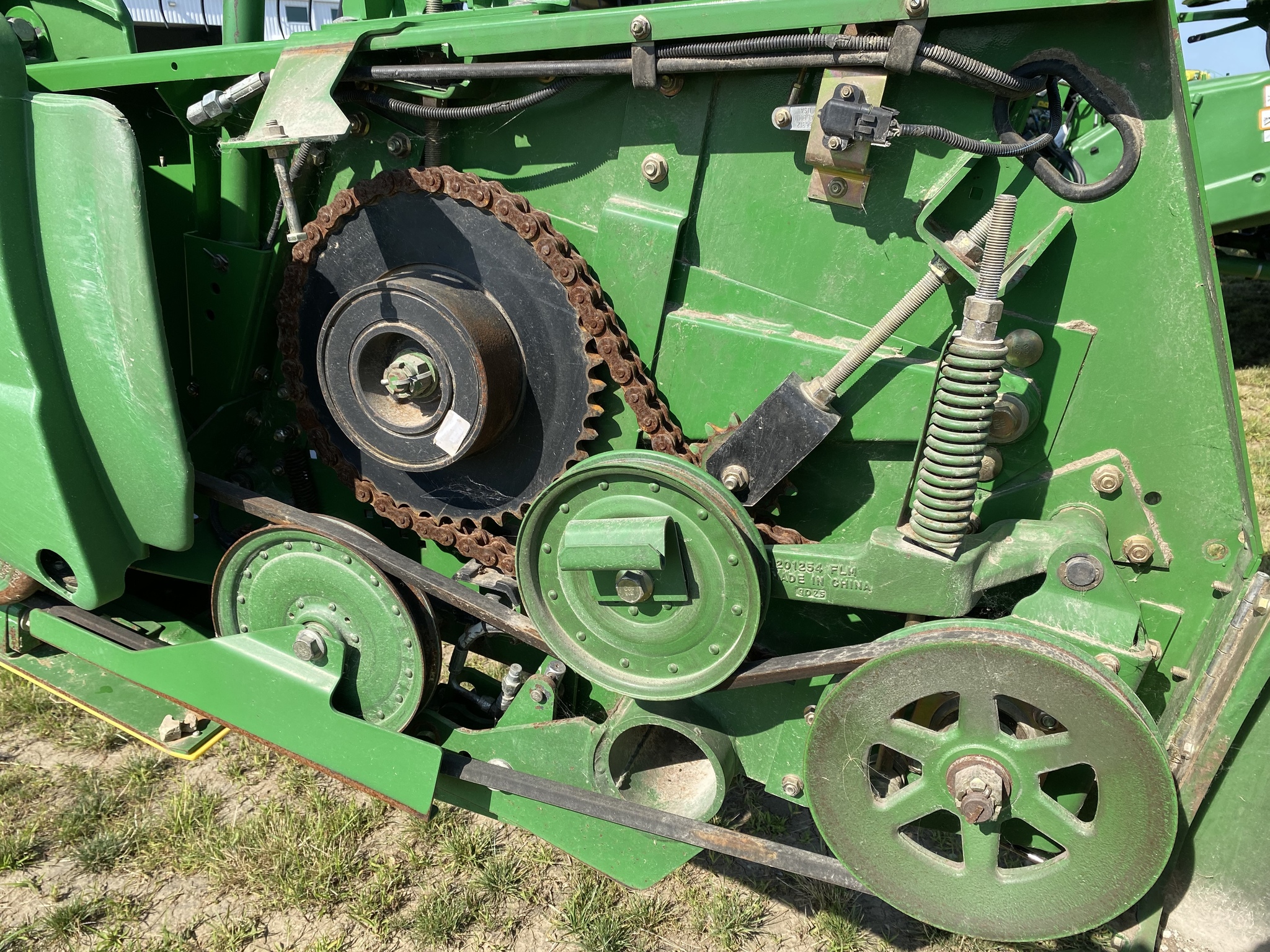 2009 John Deere 635F Image 12