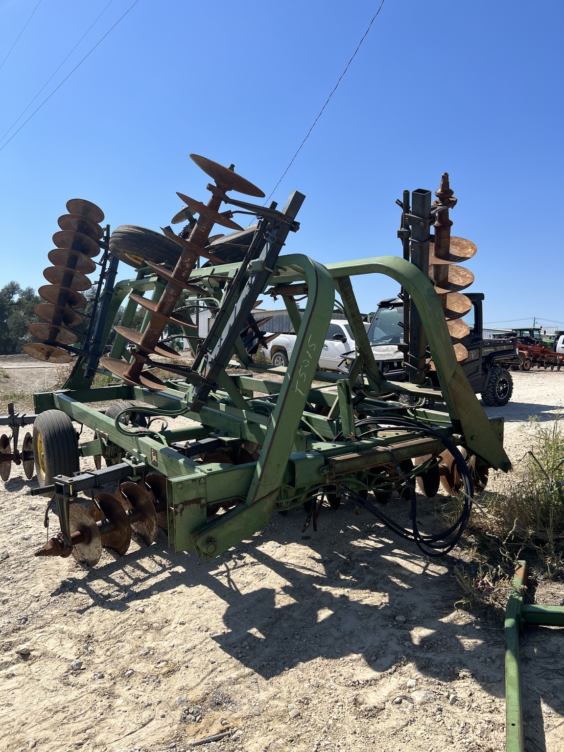 John Deere 230 Image 1