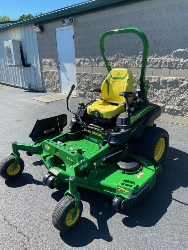 2025 John Deere Z970R Image 2
