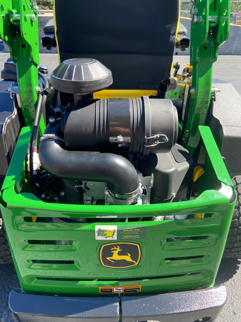 2025 John Deere Z970R Image 5