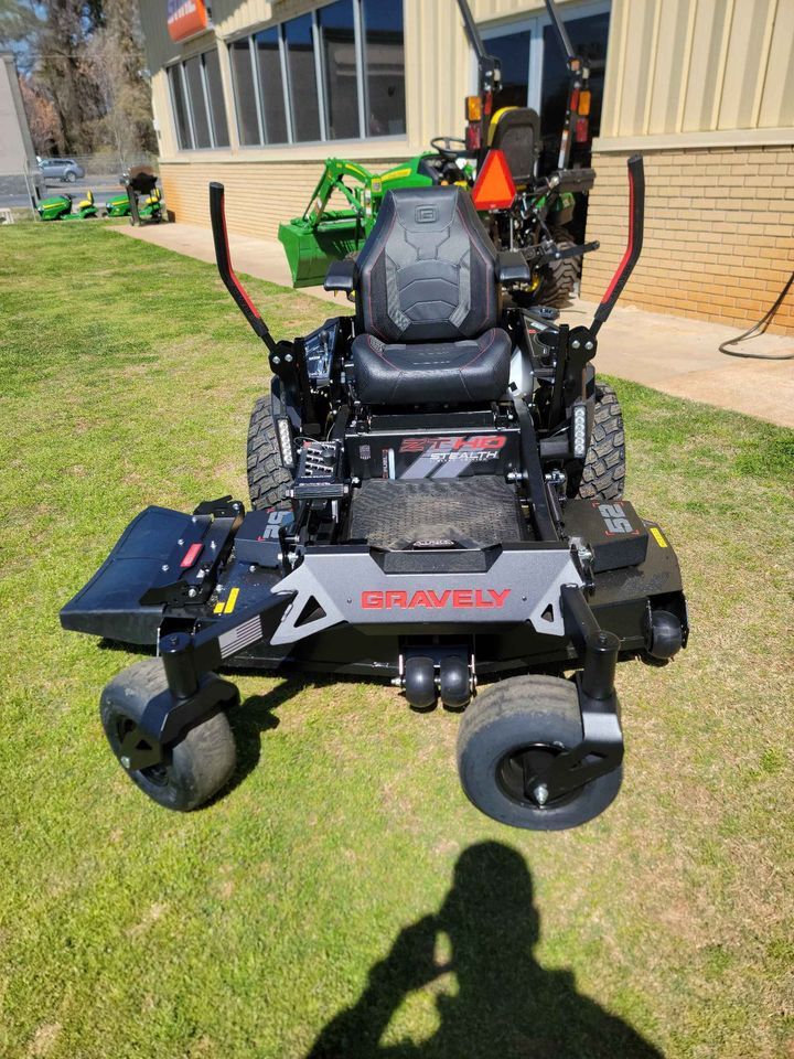 2023 Gravely ZTHD STEALTH 52 Image 2