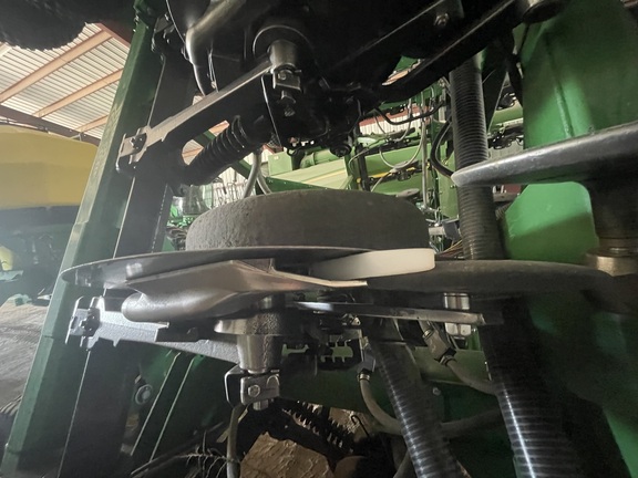 2017 John Deere 1890 (23rd thumbnail)