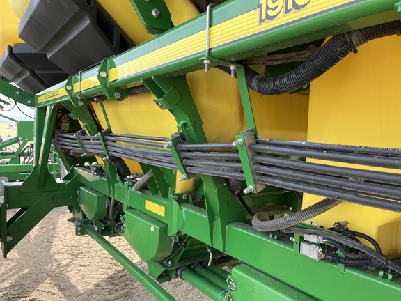 2017 John Deere 1890 (12th thumbnail)