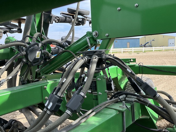 2017 John Deere 1890 (33rd thumbnail)