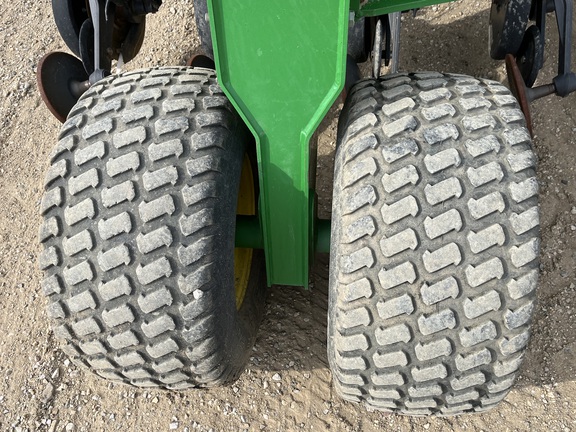 2017 John Deere 1890 (25th thumbnail)