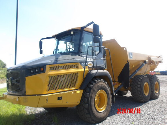 Photo of 2023 John Deere 260 P