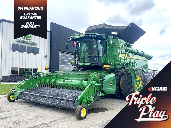 Photo of a 2023 John Deere X9 1000