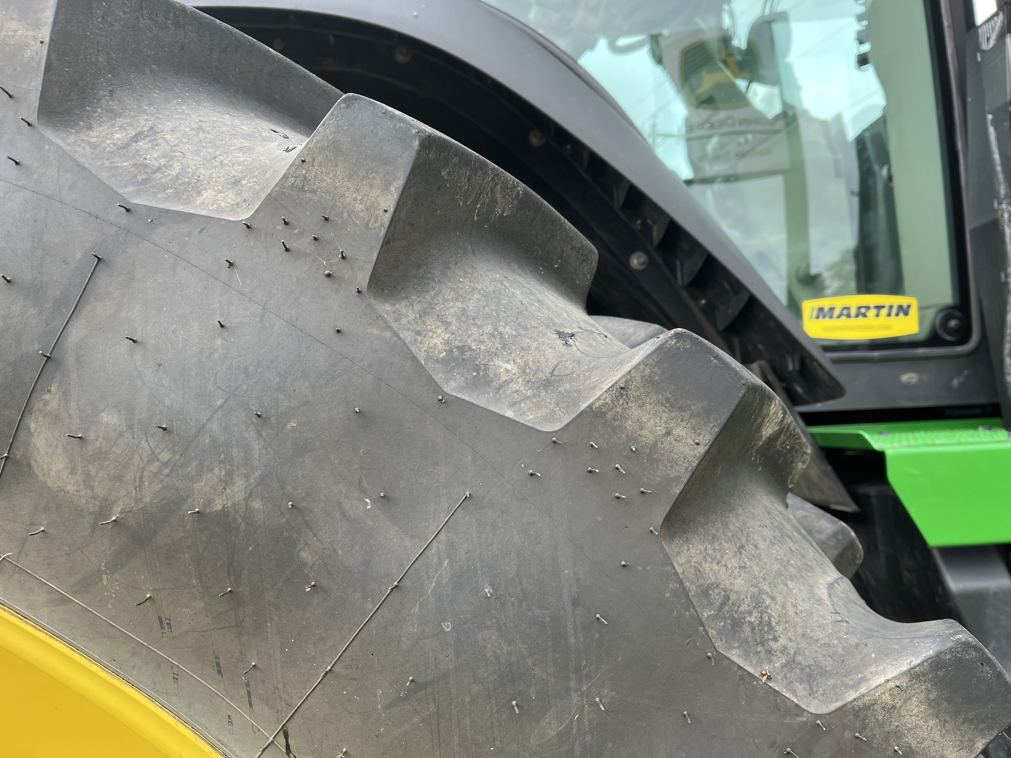  2023 John Deere 8R 370 at Heritage Tractor in Kewanee, IL