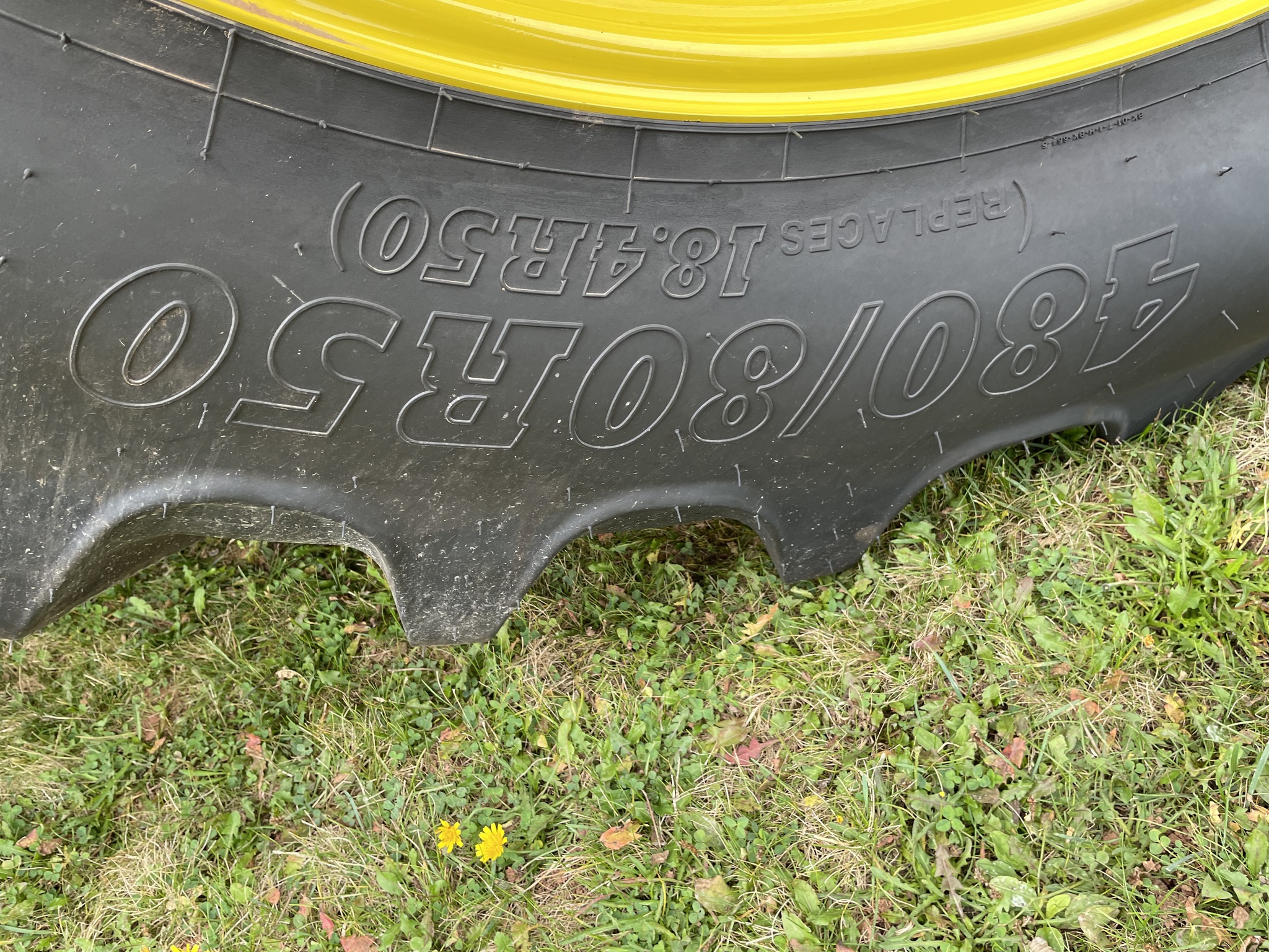 2018 John Deere 8320R Image 27