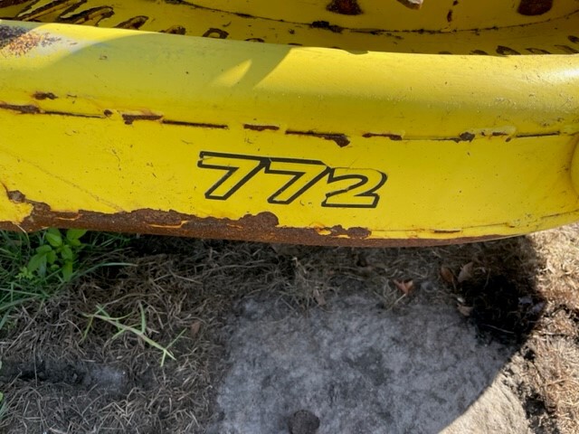 2022 John Deere 772 Image 5