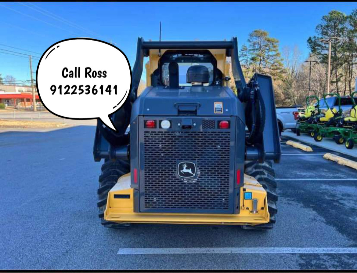 2024 John Deere 330G Image 3