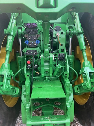 2023 John Deere 8R 370