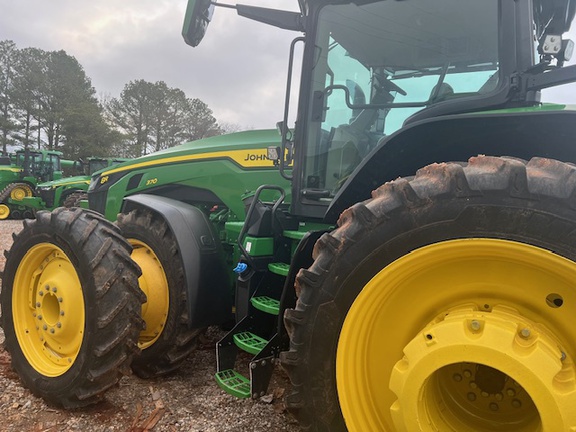 2023 John Deere 8R 370