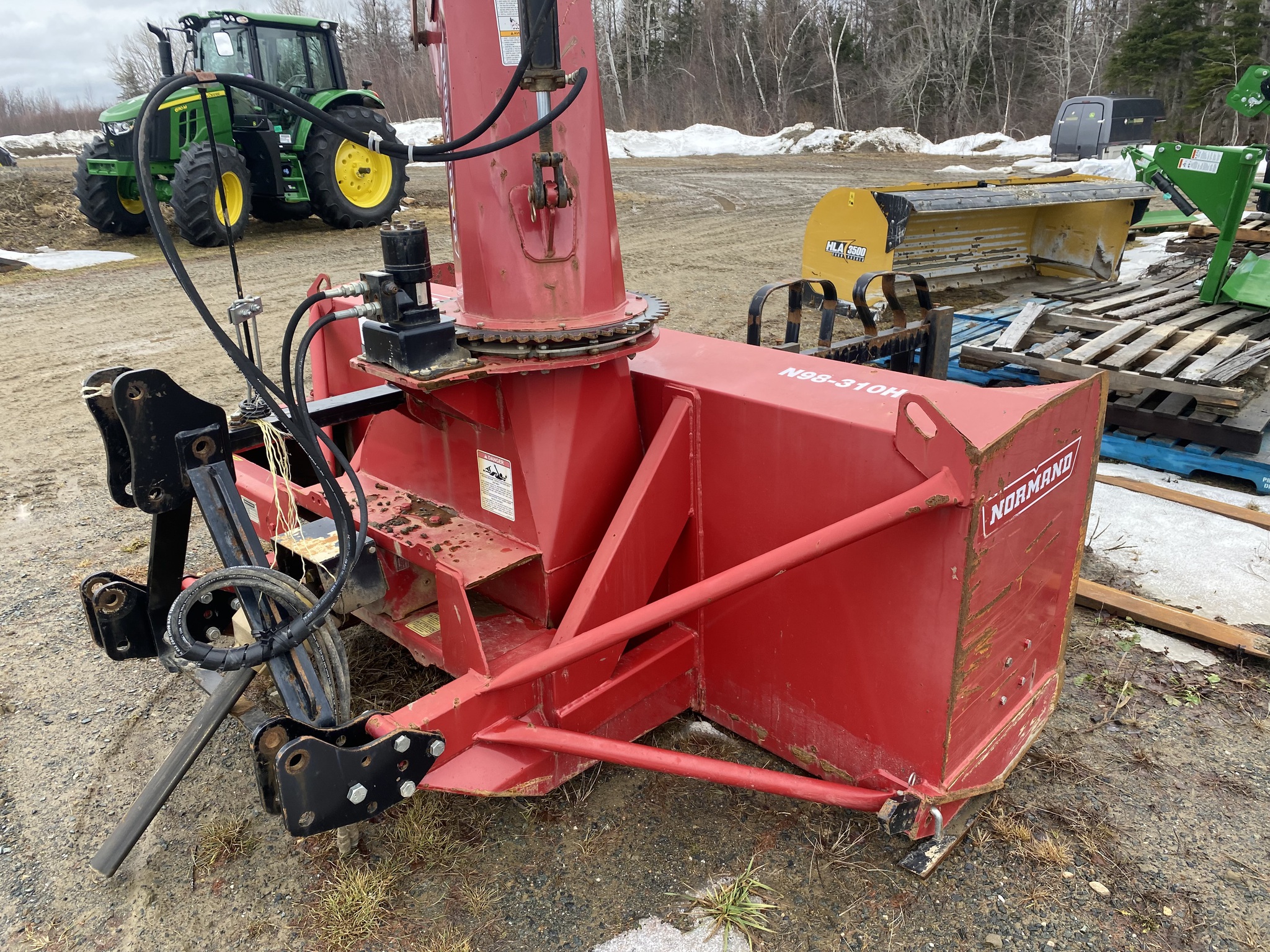 2016 John Deere 6130R Image 24