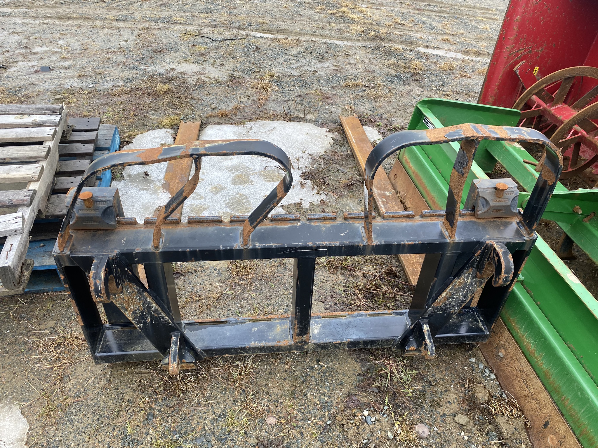 2016 John Deere 6130R Image 13