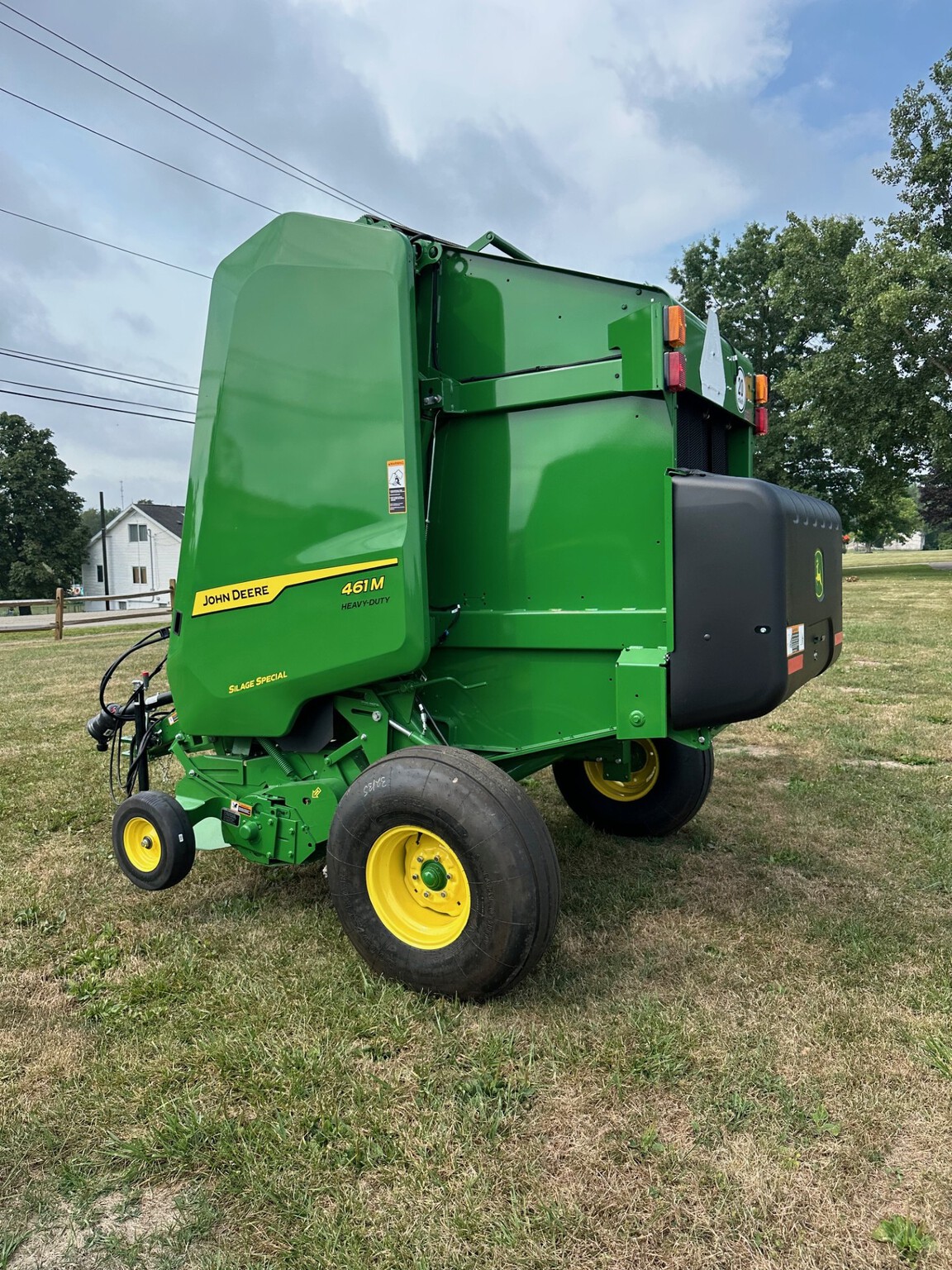 John Deere 461M Image 3
