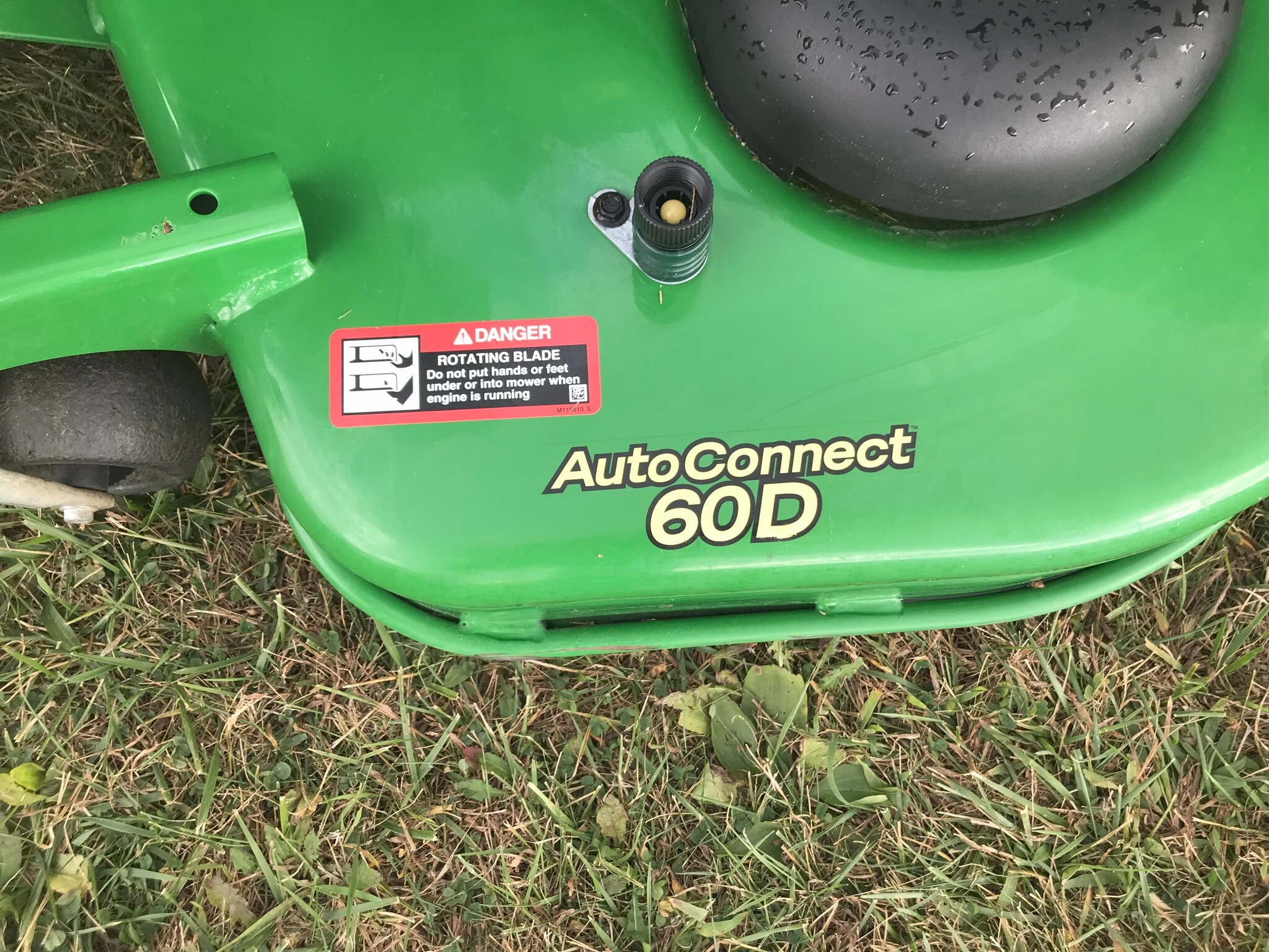 2021 John Deere 1023E Image 10