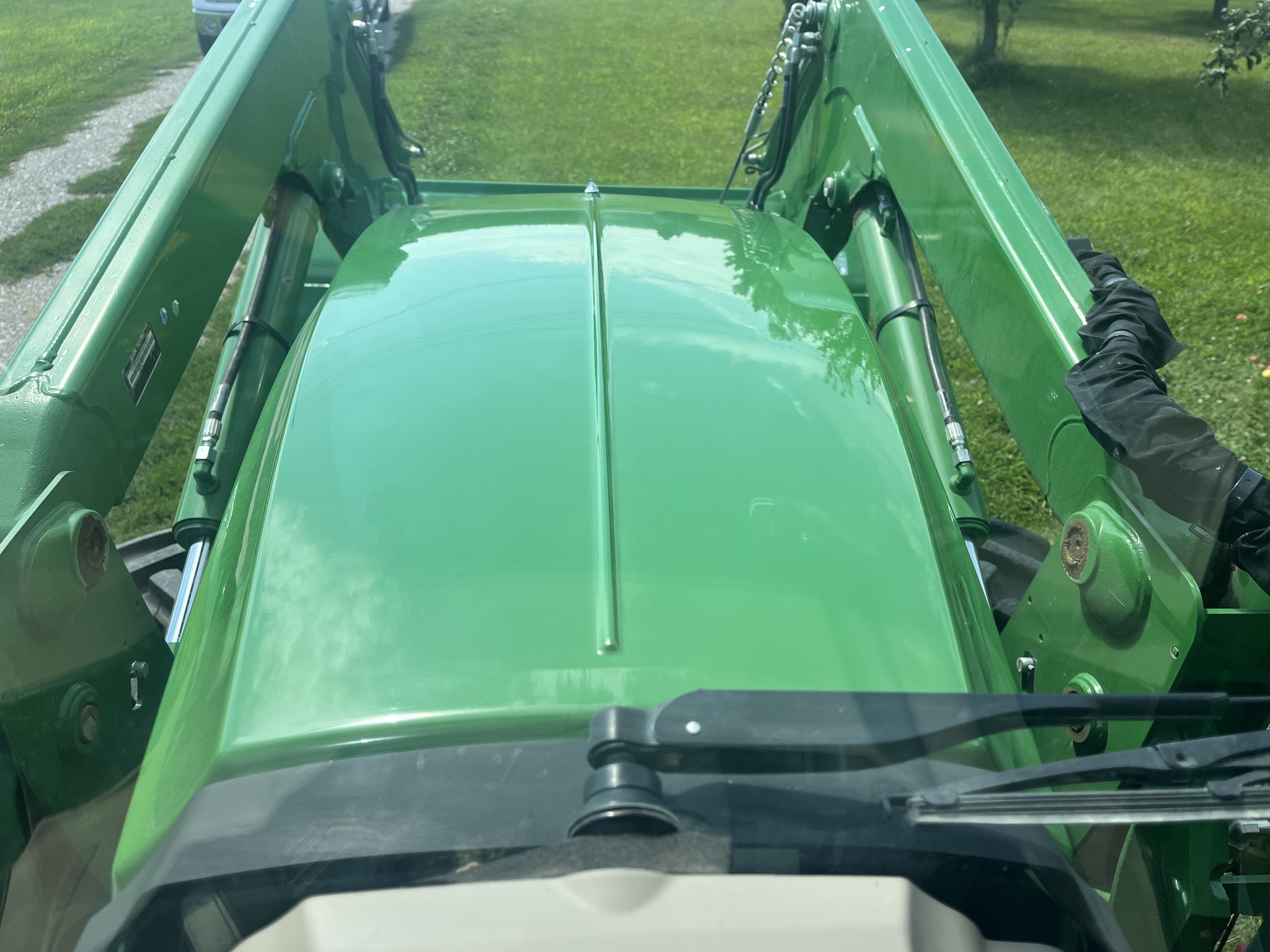 2020 John Deere 6120E Image 14
