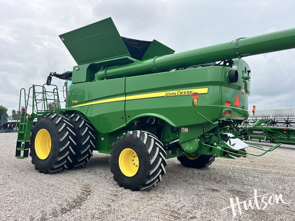 Photo of 2024 John Deere S780